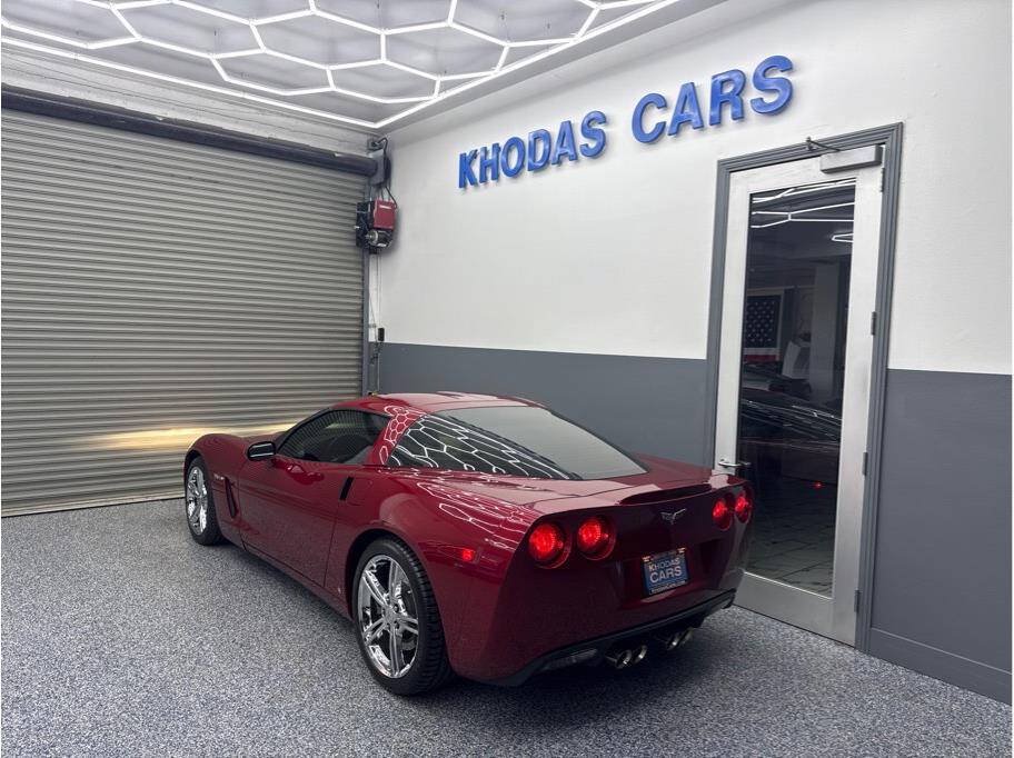 Used 2008 Chevrolet Corvette Coupe w/ Preferred Equipment Group RWD image 3
