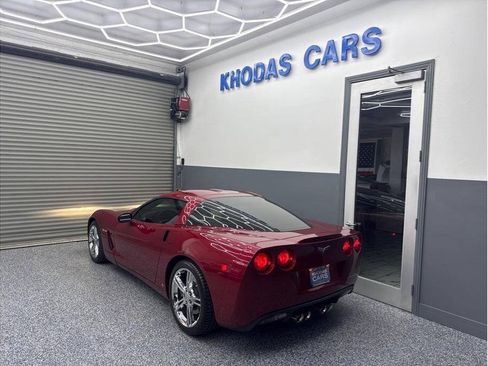 Used 2008 Chevrolet Corvette Coupe w/ Preferred Equipment Group RWD image 3