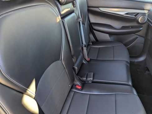 Used 2022 INFINITI QX50 Essential image 14