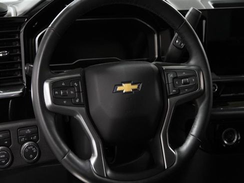 Certified 2024 Chevrolet Silverado 1500 LT AWD/4WD image 8