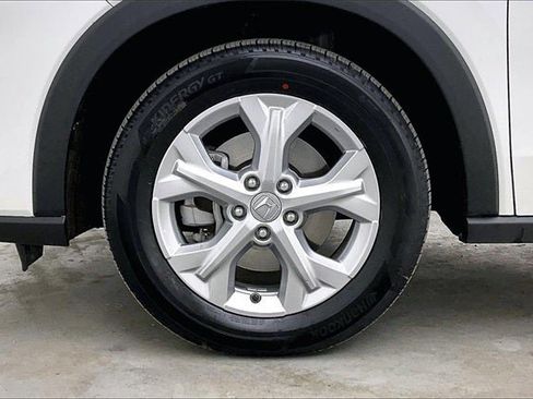 Certified 2023 Honda HR-V LX image 10