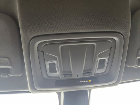 Used 2023 Chevrolet Silverado 2500 Custom w/ Custom Convenience Package image 20