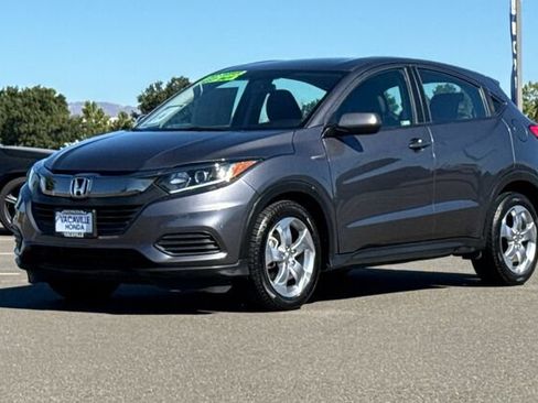 Used 2021 Honda HR-V LX image 8