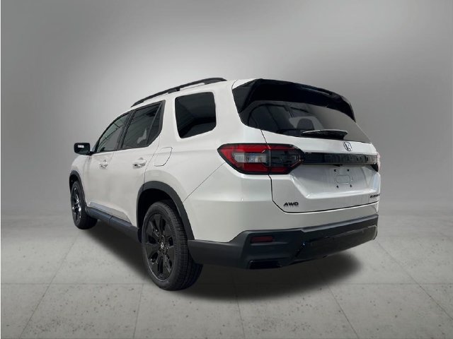 New 2026 Honda Pilot Black Edition image 3