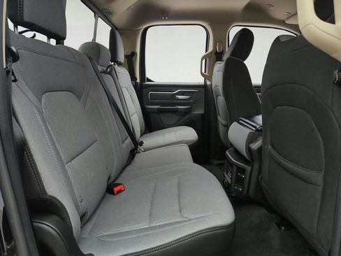 Used 2019 RAM 1500 Big Horn AWD/4WD image 28