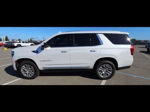 Used 2022 GMC Yukon Denali w/ Max Trailering Package AWD/4WD image 7