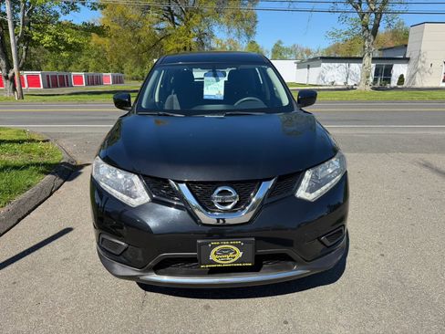 Used 2016 Nissan Rogue S AWD/4WD image 2