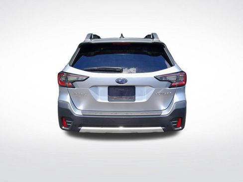 Used 2022 Subaru Outback Limited AWD/4WD image 7