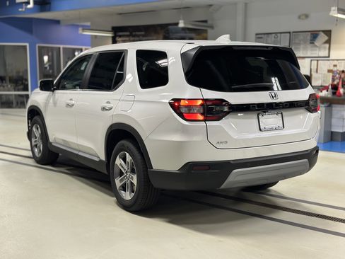 New 2026 Honda Pilot EX-L image 7