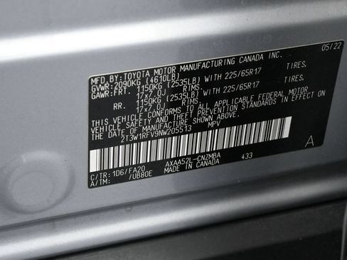 Used 2022 Toyota RAV4 XLE w/ Convenience Package FWD image 17