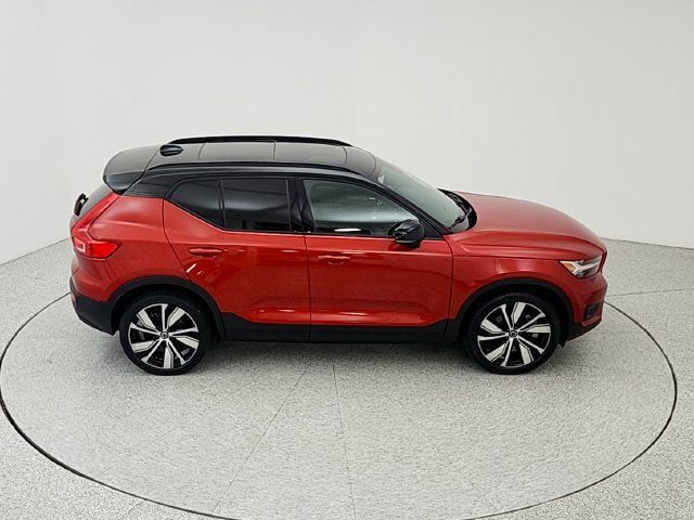 Used 2022 Volvo XC40 P8 Recharge Plus AWD/4WD image 16