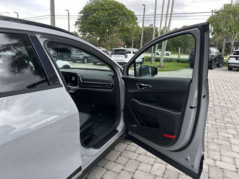 Used 2024 Kia Sportage SX FWD image 23