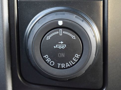 New 2026 Ford F150 XLT w/ Equipment Group 302A MID image 16