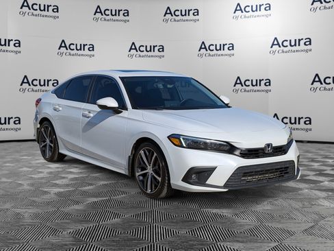 Used 2022 Honda Civic Touring image 1