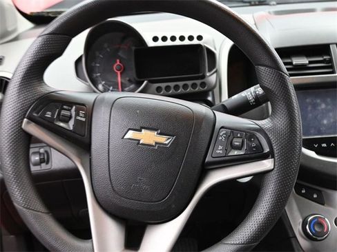 Used 2016 Chevrolet Sonic LT image 28