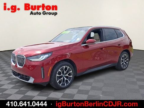 Used 2026 BMW X3 xDrive30i w/ Premium Package AWD/4WD image 3