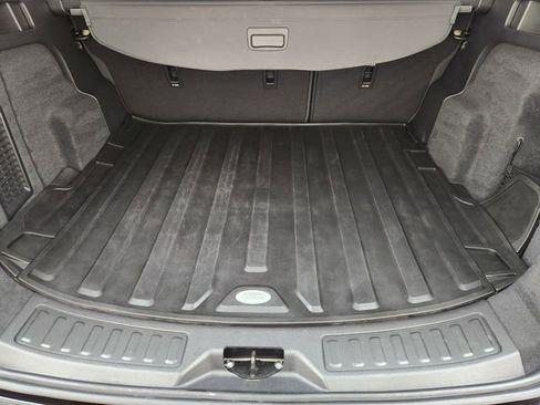 Used 2025 Land Rover Discovery Sport S AWD/4WD image 31