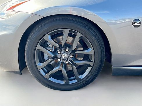 Used 2017 Nissan 370Z Coupe image 29