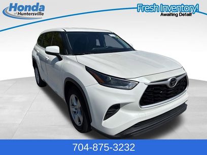 Used 2021 Toyota Highlander L
