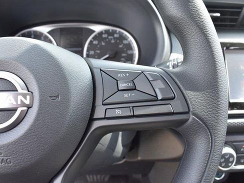 New 2025 Nissan Kicks Play S image 20