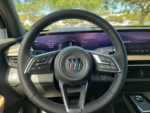 New 2026 Buick Enclave Preferred w/ Power Package FWD image 9