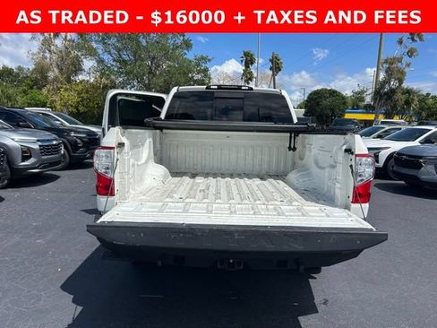 Used 2021 Nissan Titan SV w/ SV Convenience Package AWD/4WD image 16