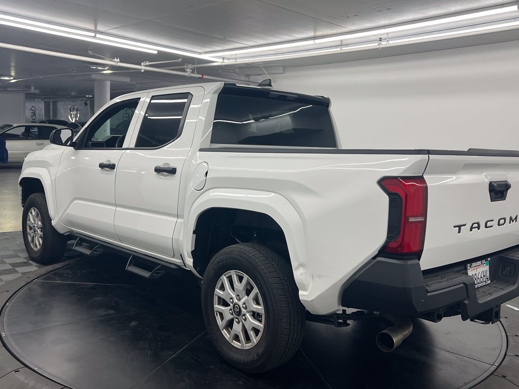 Used 2025 Toyota Tacoma SR w/ SR Upgrade Package RWD image 4