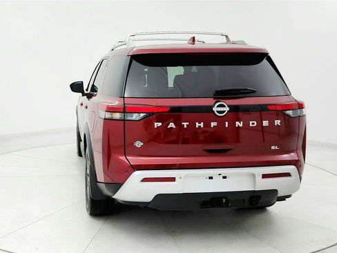 Used 2024 Nissan Pathfinder SL w/ SL Premium Package FWD image 4