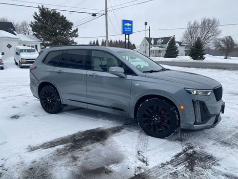 Used 2023 Cadillac XT6 Sport image 5