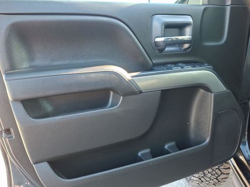 Used 2018 Chevrolet Silverado 1500 LT w/ LT Eassist Package image 13