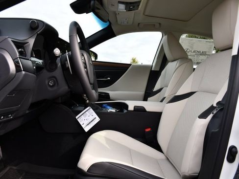 New 2025 Lexus ES 350 w/ Premium Package image 13
