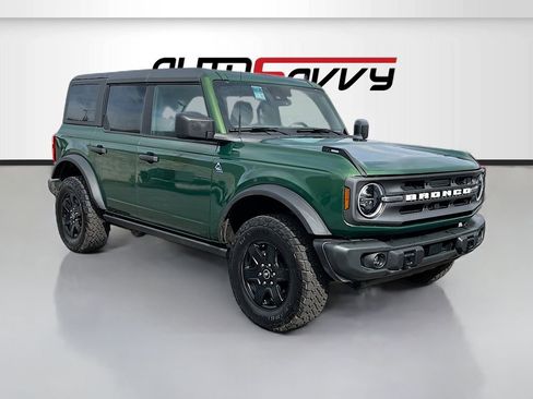 Used 2024 Ford Bronco Black Diamond image 2