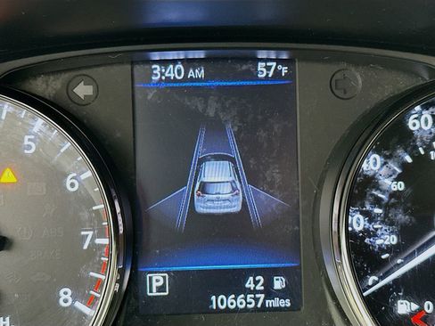 Used 2019 Nissan Rogue SV AWD/4WD image 12