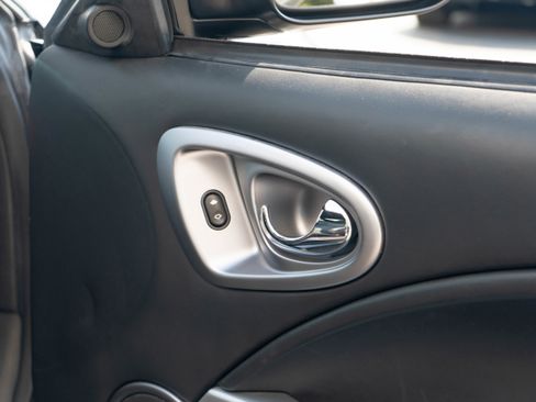 Used 2002 Aston Martin Vanquish image 30