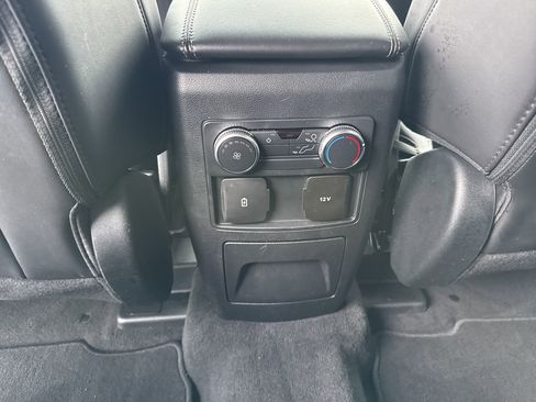 Certified 2022 Ford Explorer XLT w/ Equipment Group 202A image 24