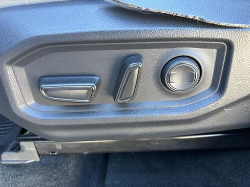 Used 2023 Toyota Tundra SR5 w/ SR5 Premium Package image 14