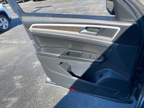 Used 2019 Volkswagen Atlas SEL AWD/4WD image 22