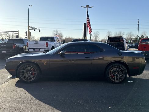 Used 2019 Dodge Challenger R/T Scat Pack image 4