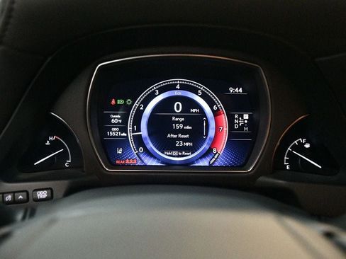 Used 2023 Lexus LS 500 w/ Accessory Package (Z2) image 44