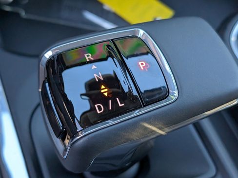 New 2026 GMC Sierra 1500 SLT w/ SLT Premium Plus Package image 30