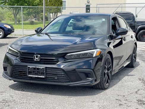 Used 2022 Honda Civic Sport image 2