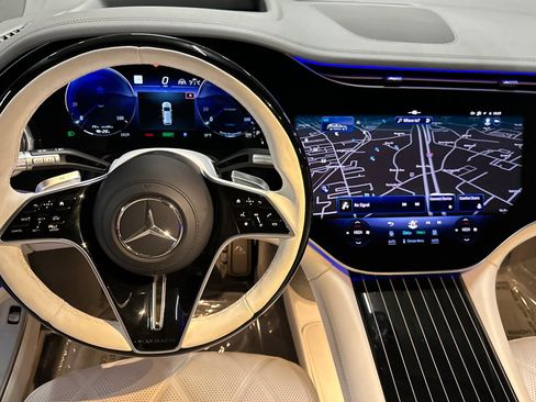 New 2025 Mercedes-Benz Maybach EQS 680 4MATIC image 27
