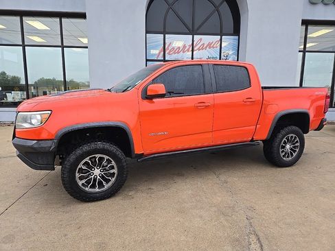 Used 2019 Chevrolet Colorado ZR2 image 8