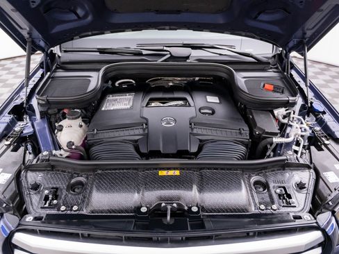 New 2026 Mercedes-Benz GLS 580 4MATIC image 31