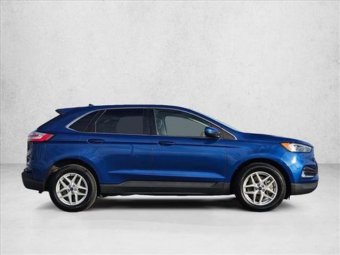 Used 2022 Ford Edge SEL image 4