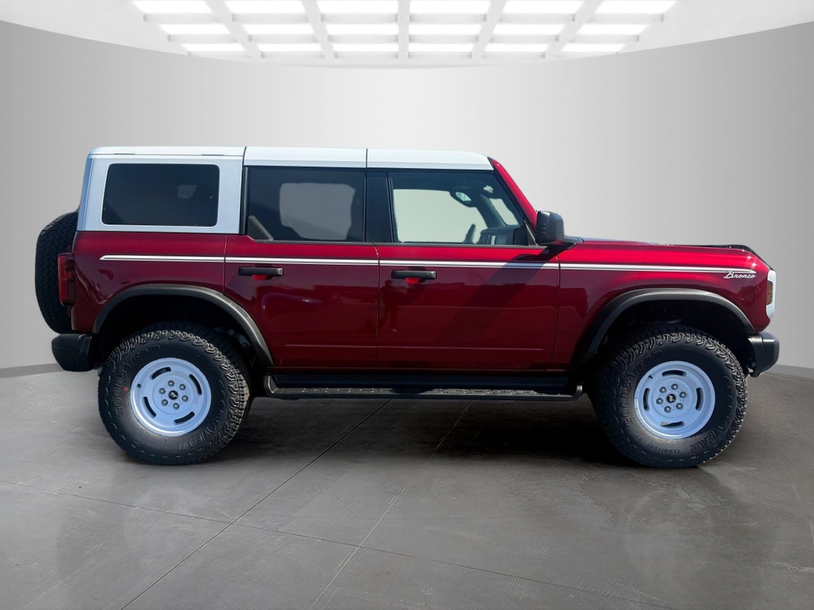 New 2026 Ford Bronco Heritage Edition AWD/4WD image 2
