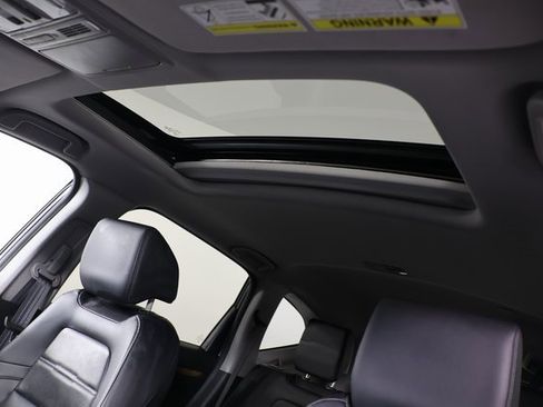 Used 2022 Honda CR-V Touring image 18