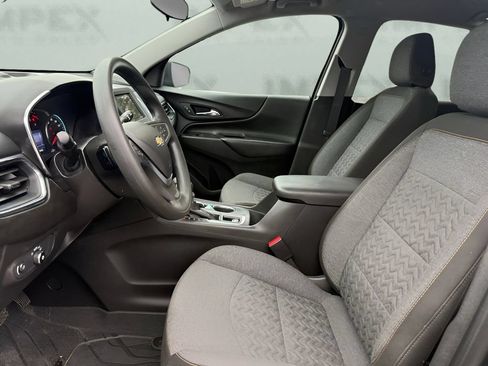 Used 2023 Chevrolet Equinox LT w/ LPO, Floor Liner Package AWD/4WD image 9