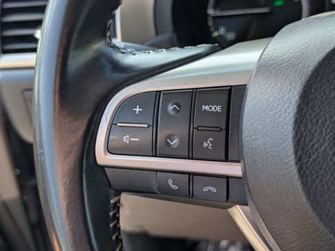 Used 2021 Lexus GX 460 w/ Accessory Package AWD/4WD image 24