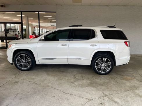 Used 2019 GMC Acadia Denali FWD image 3